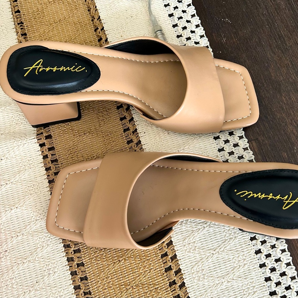 Nude slides.